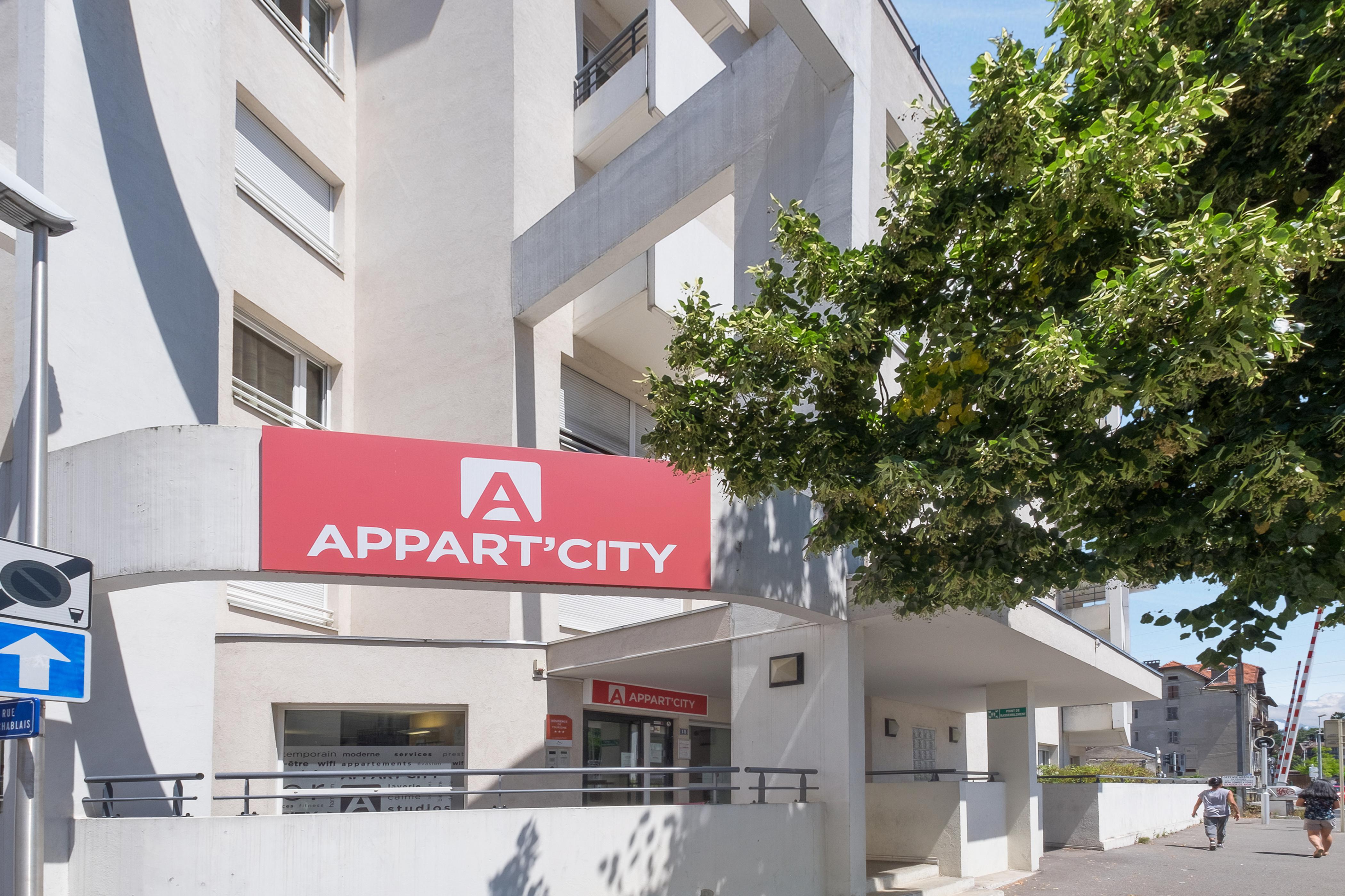 Appart'City Classic Thonon Les Bains Екстериор снимка